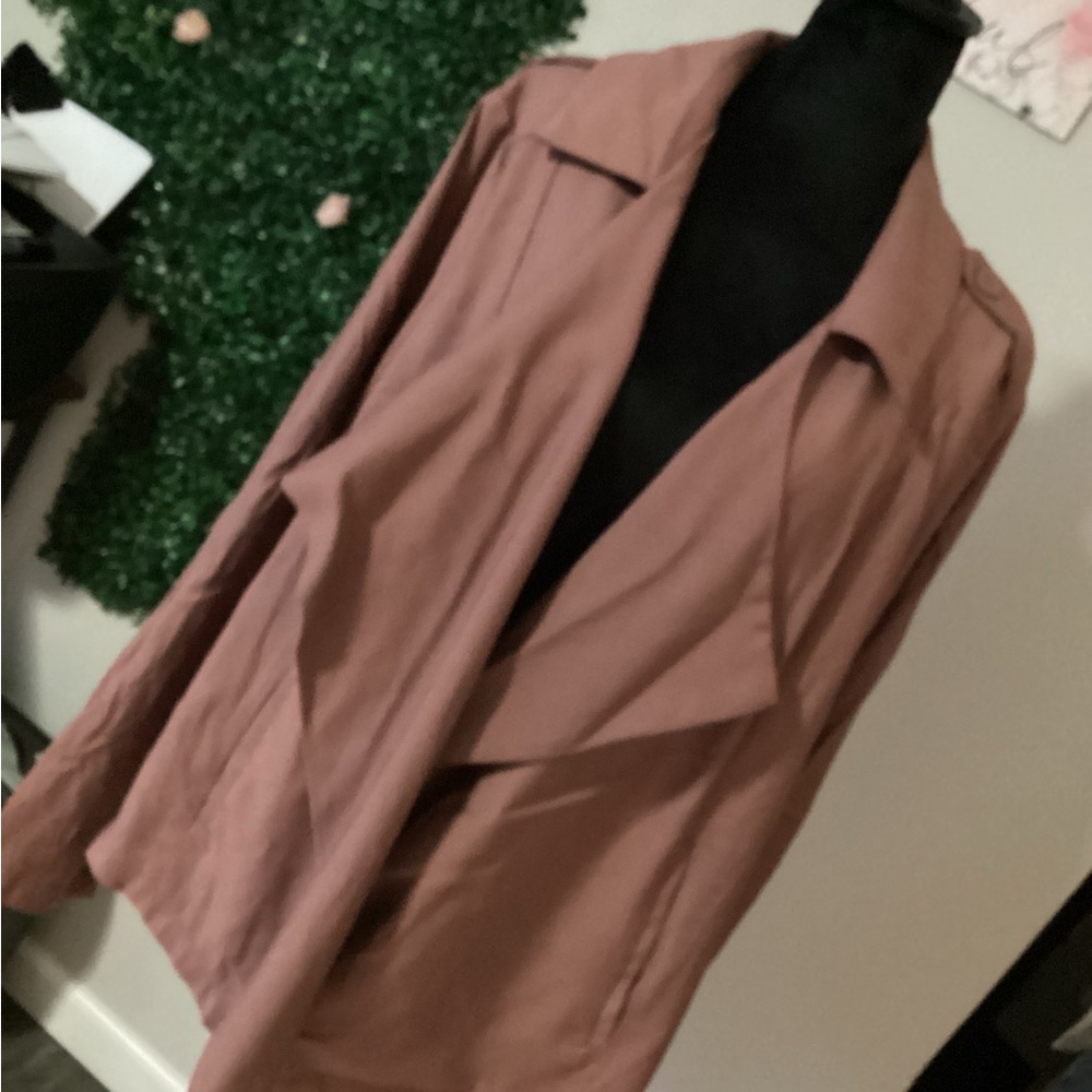 Pink light weight jacket - Picture 3 of 6